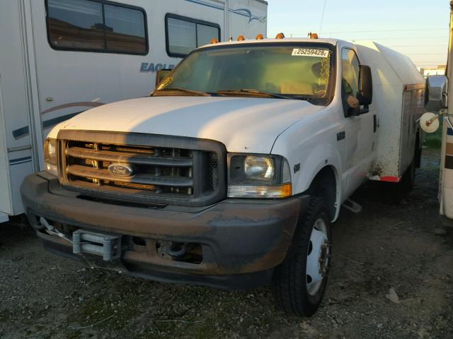 1FDXF47S02EC15293 - 2002 FORD F450 SUPER WHITE photo 2