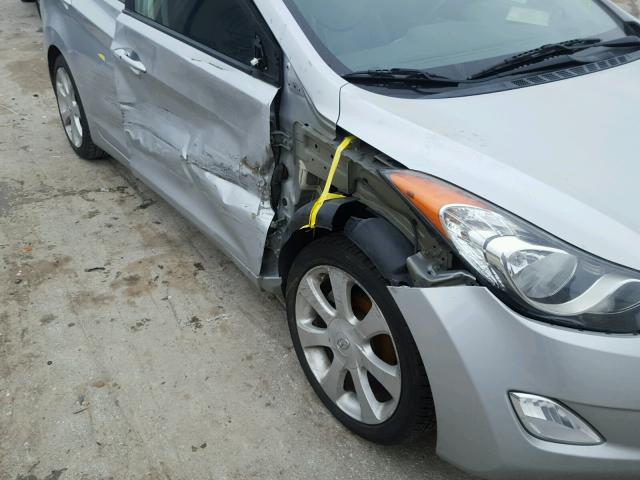 5NPDH4AEXCH099820 - 2012 HYUNDAI ELANTRA GL SILVER photo 9