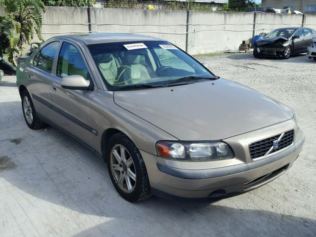 YV1RS61R122098894 - 2002 VOLVO S60 GOLD photo 1