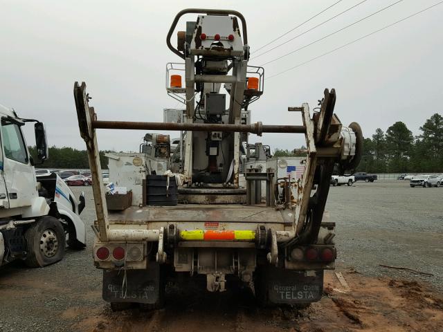 1GBM7H1J9PJ108368 - 1993 CHEVROLET KODIAK C7H WHITE photo 6