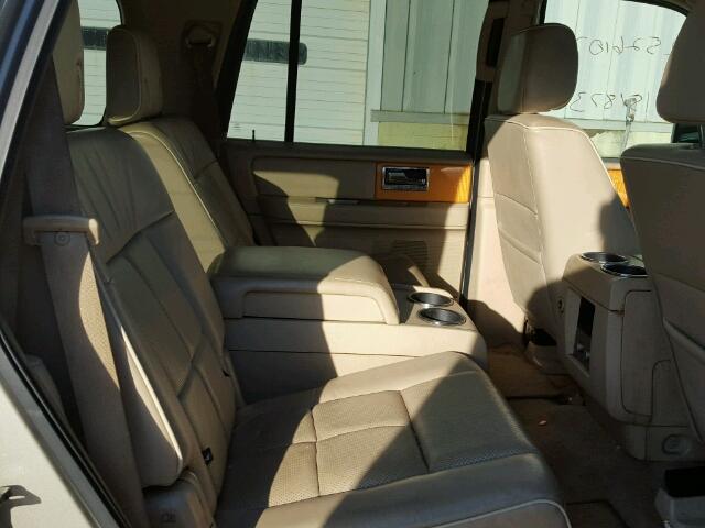 5LMFU28587LJ25713 - 2007 LINCOLN NAVIGATOR TAN photo 6