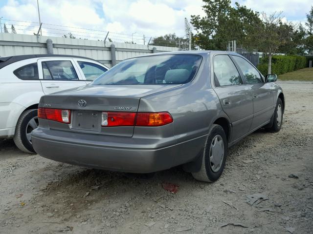 4T1BG22K8YU708432 - 2000 TOYOTA CAMRY CE BEIGE photo 4