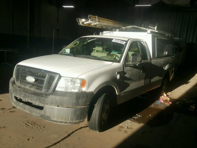 1FTRF12258KD93505 - 2008 FORD F150 WHITE photo 2