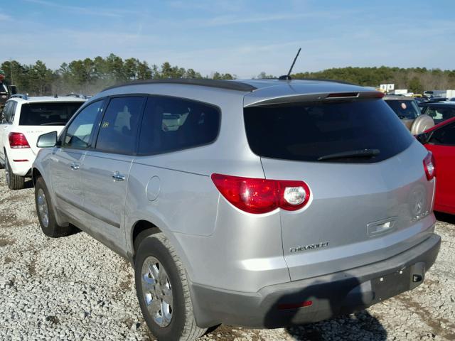 1GNER13D59S162537 - 2009 CHEVROLET TRAVERSE L SILVER photo 3