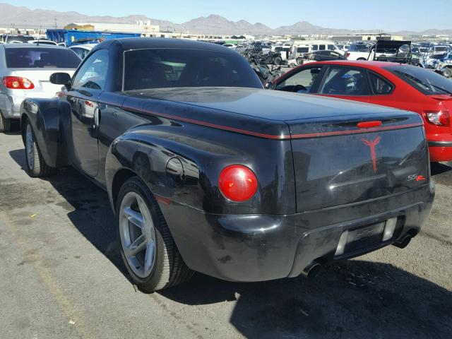 1GCES14H85B115169 - 2005 CHEVROLET SSR BLACK photo 3