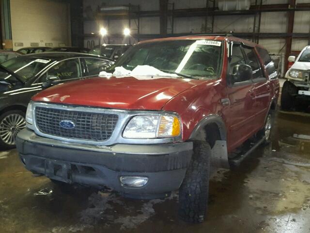 1FMPU16L22LA59770 - 2002 FORD EXPEDITION RED photo 2