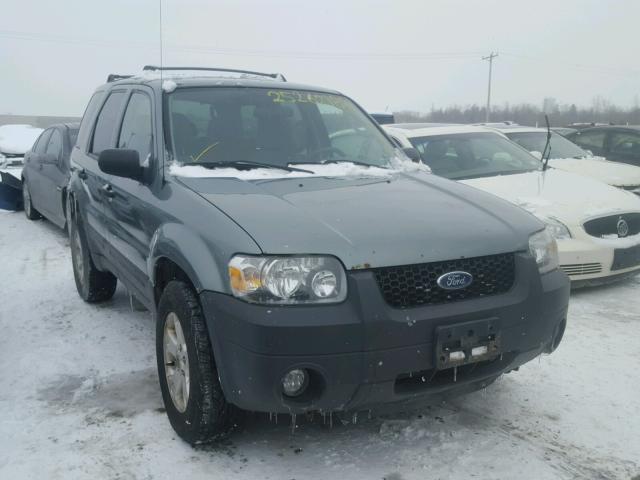 1FMYU93175KC11011 - 2005 FORD ESCAPE XLT GREEN photo 1