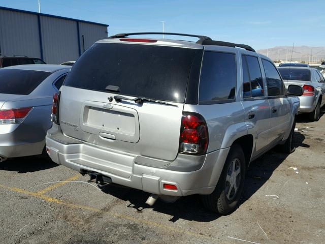 1GNDT13S662233378 - 2006 CHEVROLET TRAILBLAZE TAN photo 4