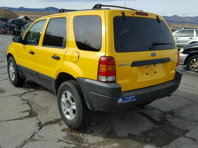 1FMYU93153KB44700 - 2003 FORD ESCAPE XLT YELLOW photo 3