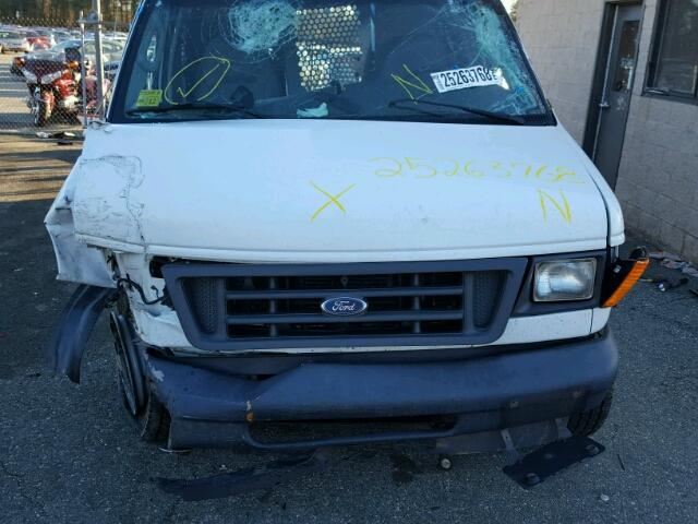 1FTNE24L05HA25366 - 2005 FORD ECONOLINE WHITE photo 7