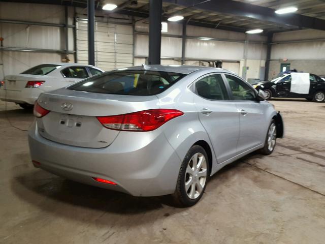 5NPDH4AE1BH075453 - 2011 HYUNDAI ELANTRA GL SILVER photo 4