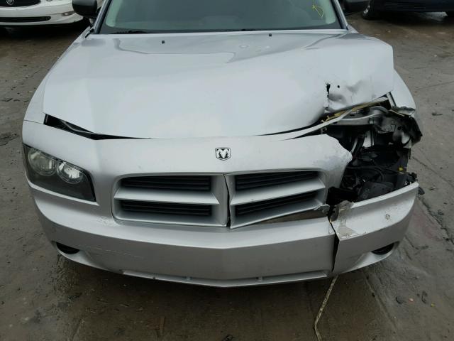 2B3KA43G78H234439 - 2008 DODGE CHARGER SILVER photo 7