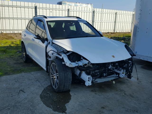 WP1AE2A22HLA69346 - 2017 PORSCHE CAYENNE SE WHITE photo 1