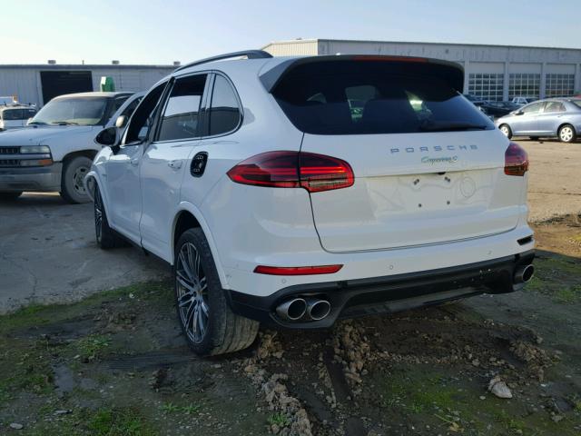 WP1AE2A22HLA69346 - 2017 PORSCHE CAYENNE SE WHITE photo 3