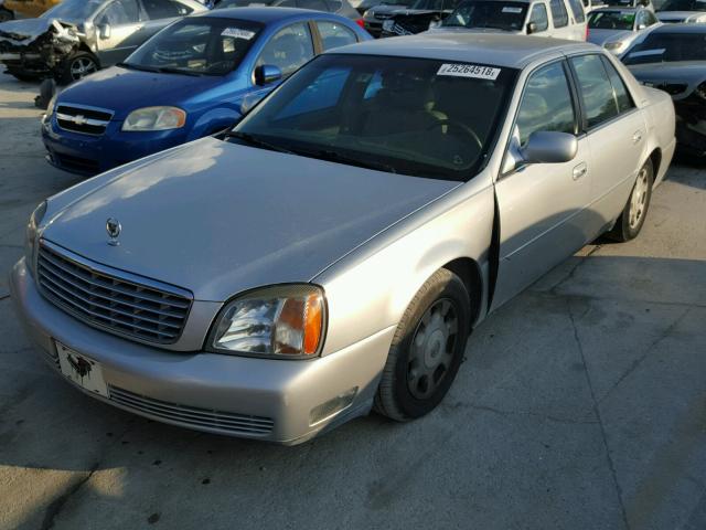 1G6KD54Y02U133169 - 2002 CADILLAC DEVILLE SILVER photo 2