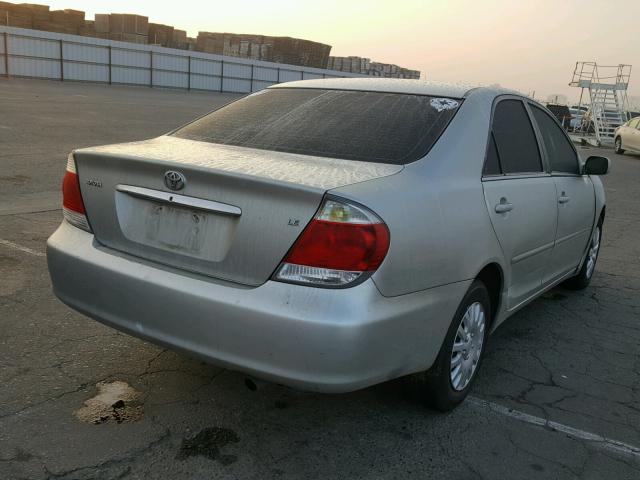 4T1BE30K95U960376 - 2005 TOYOTA CAMRY LE SILVER photo 4