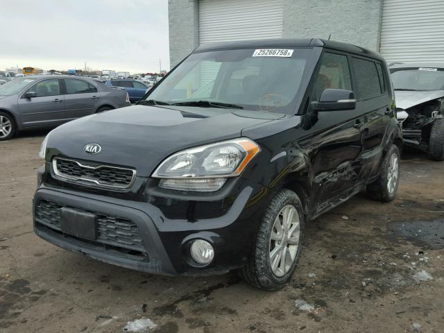 KNDJT2A66D7598375 - 2013 KIA SOUL + BLACK photo 2