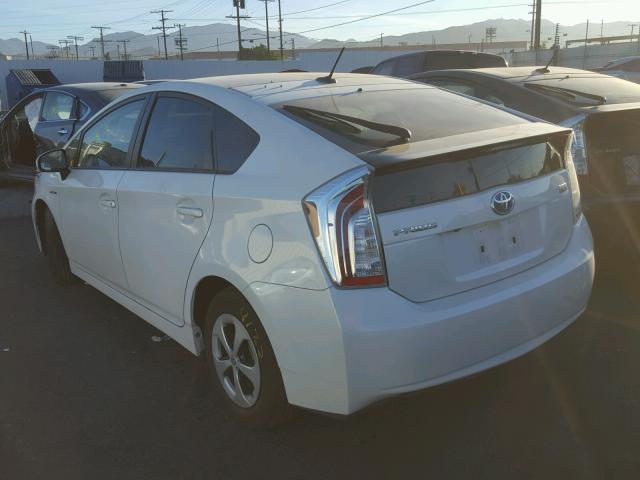 JTDKN3DU2F0460469 - 2015 TOYOTA PRIUS WHITE photo 3