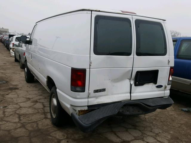 1FTNE24W35HA28109 - 2005 FORD ECONOLINE WHITE photo 3