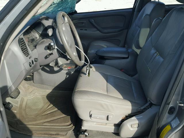 5TDZT34A72S100521 - 2002 TOYOTA SEQUOIA SR SILVER photo 5