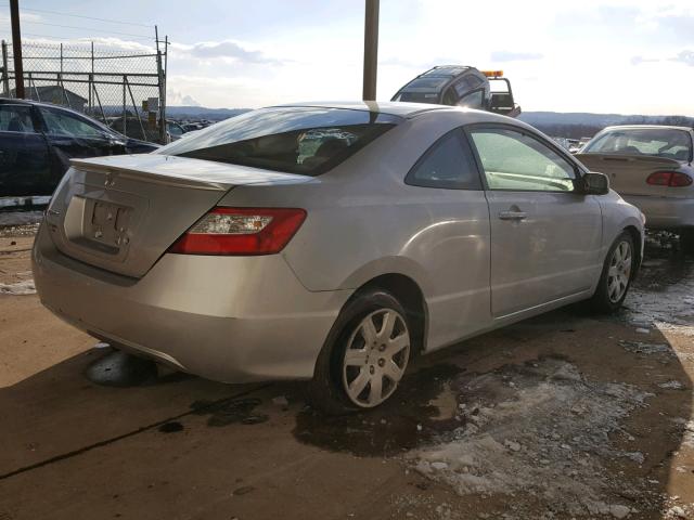 2HGFG12677H562076 - 2007 HONDA CIVIC LX SILVER photo 4