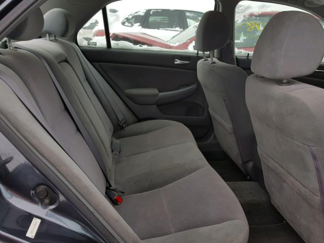 1HGCM563X3A086899 - 2003 HONDA ACCORD LX GRAY photo 6