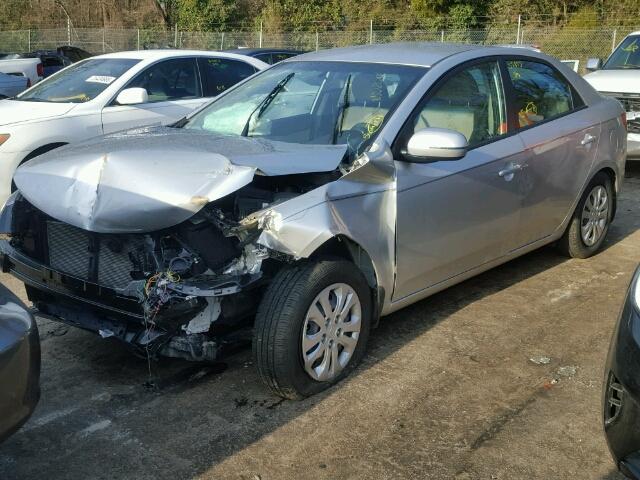 KNAFU4A26D5669448 - 2013 KIA FORTE EX SILVER photo 2