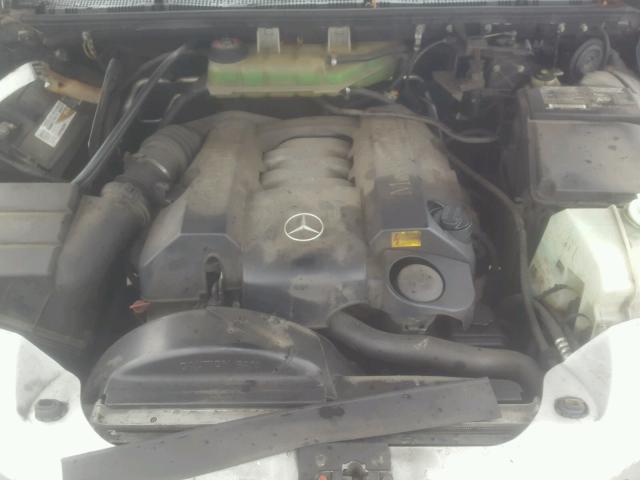 4JGAB54E61A278040 - 2001 MERCEDES-BENZ ML 320 SILVER photo 7