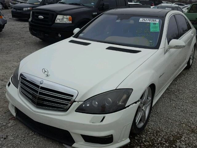 WDDNG71X57A101261 - 2007 MERCEDES-BENZ S 550 WHITE photo 2