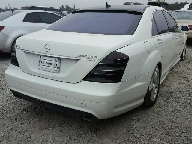 WDDNG71X57A101261 - 2007 MERCEDES-BENZ S 550 WHITE photo 4