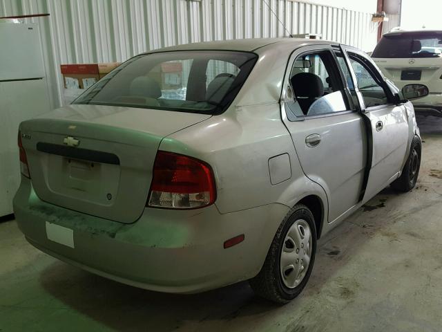 KL1TD52664B257102 - 2004 CHEVROLET AVEO SILVER photo 4