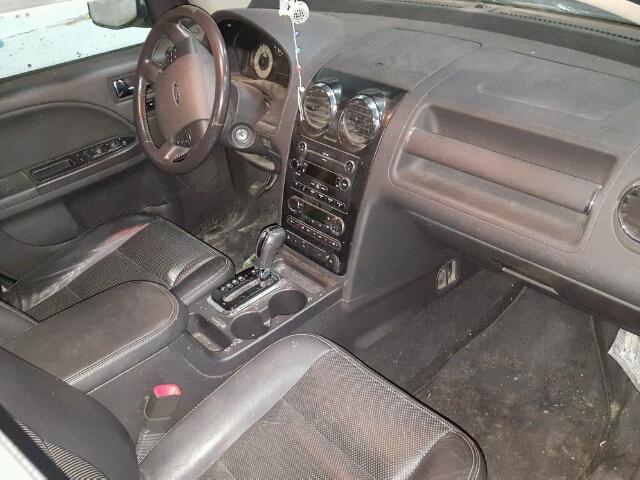 1FMDK06W68GA32103 - 2008 FORD TAURUS X L GRAY photo 5