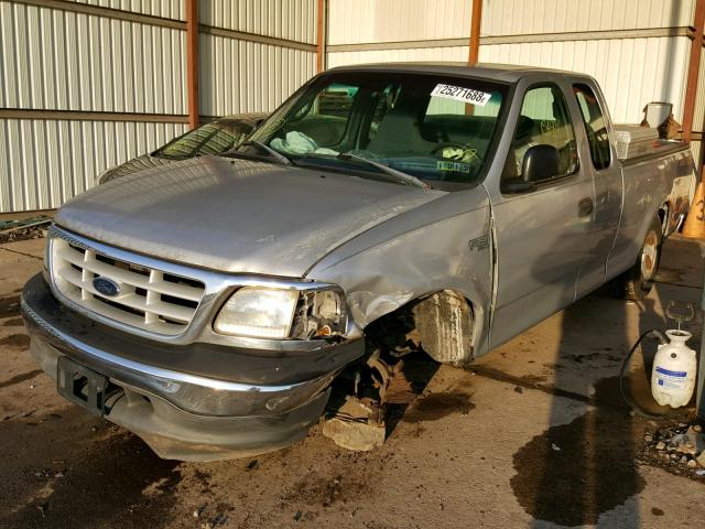 1FTZX172XXNA46285 - 1999 FORD F150 SILVER photo 2