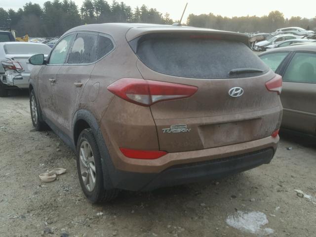 KM8J23A45HU373732 - 2017 HYUNDAI TUCSON SE BROWN photo 3