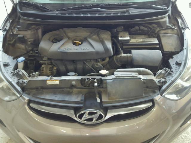 5NPDH4AE9BH052650 - 2011 HYUNDAI ELANTRA GL GRAY photo 7