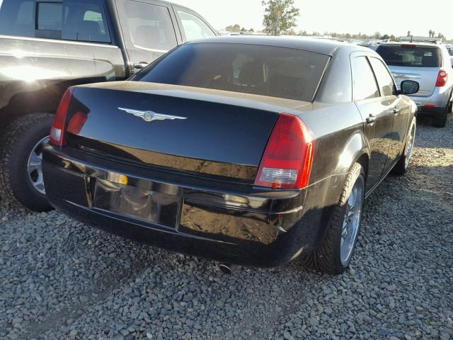 2C3KA43R87H619611 - 2007 CHRYSLER 300 BLACK photo 4