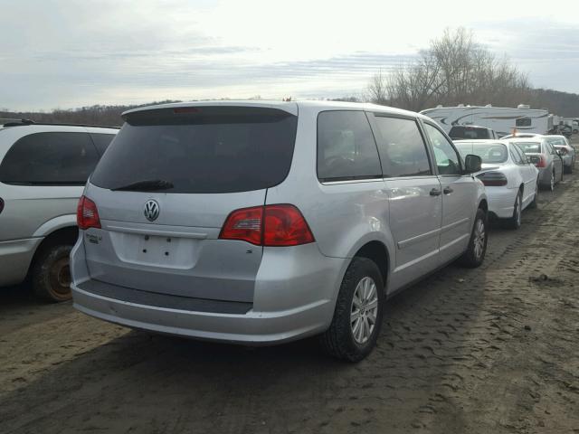 2V8HW44189R544037 - 2009 VOLKSWAGEN ROUTAN S ვერცხლისფერი ფოტო 4