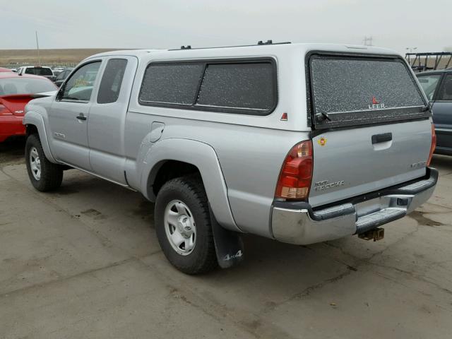 5TEUU42N58Z580038 - 2008 TOYOTA TACOMA ACC SILVER photo 3