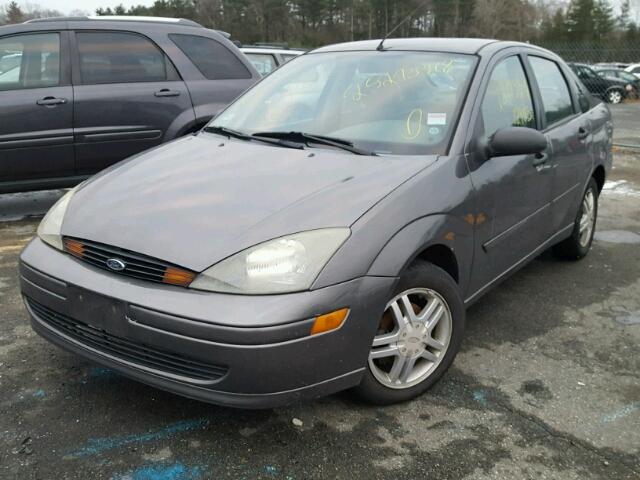 1FAFP38Z34W196244 - 2004 FORD FOCUS ZTS GRAY photo 2