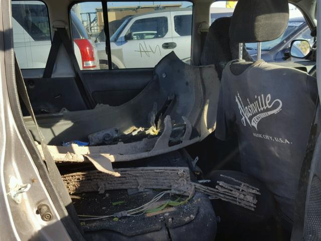 JTLKT334750197843 - 2005 TOYOTA SCION XB 银色 照片 6