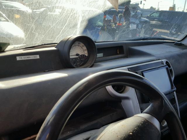 JTLKT334750197843 - 2005 TOYOTA SCION XB 银色 照片 8