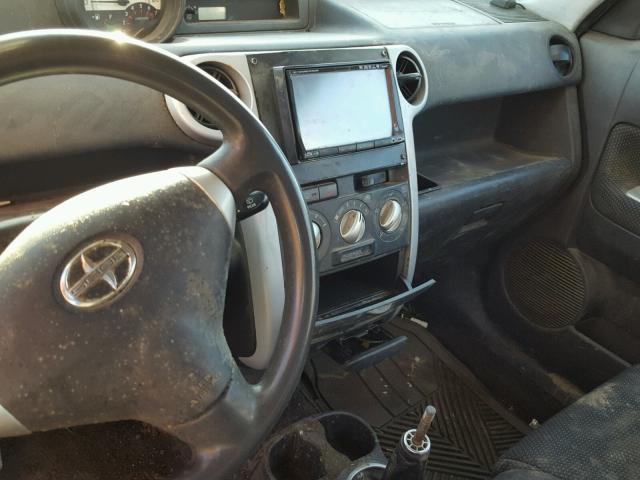 JTLKT334750197843 - 2005 TOYOTA SCION XB 银色 照片 9