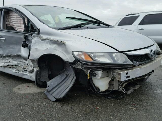 1HGFA16559L009516 - 2009 HONDA CIVIC LX SILVER photo 9