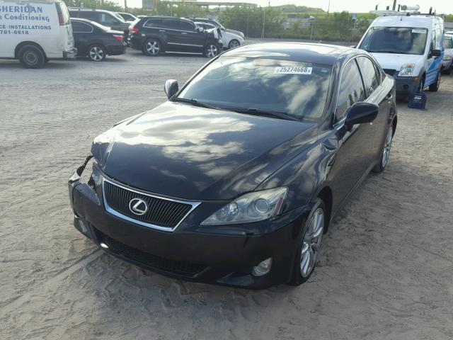 JTHCK262X75010462 - 2007 LEXUS IS 250 BLACK photo 2