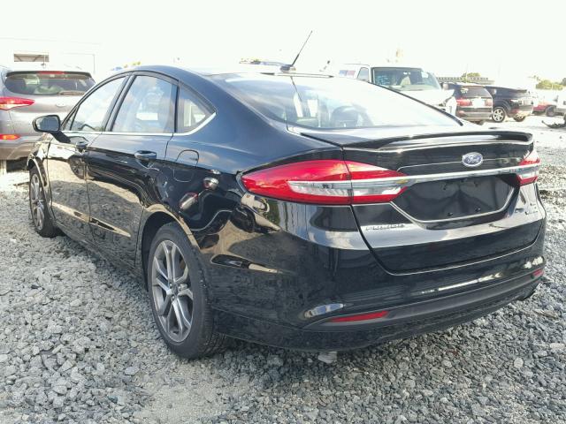 3FA6P0LU3HR230069 - 2017 FORD FUSION SE BLACK photo 3