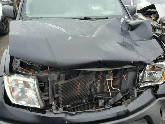 1N6BD06T57C463028 - 2007 NISSAN FRONTIER K BLACK photo 7