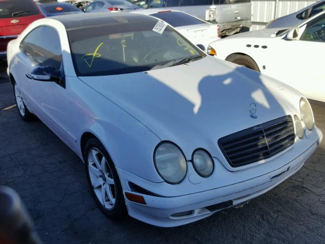 WDBLJ65G3YF119459 - 2000 MERCEDES-BENZ CLK 320 WHITE photo 1