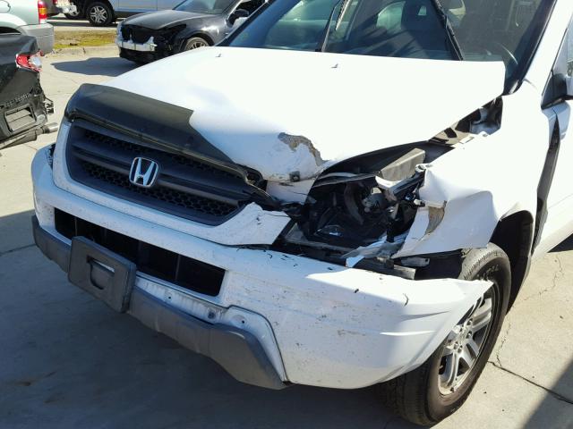 2HKYF18674H539093 - 2004 HONDA PILOT EXL WHITE photo 9