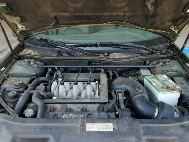 1LNFM97V2WY686293 - 1998 LINCOLN CONTINENTA GREEN photo 7