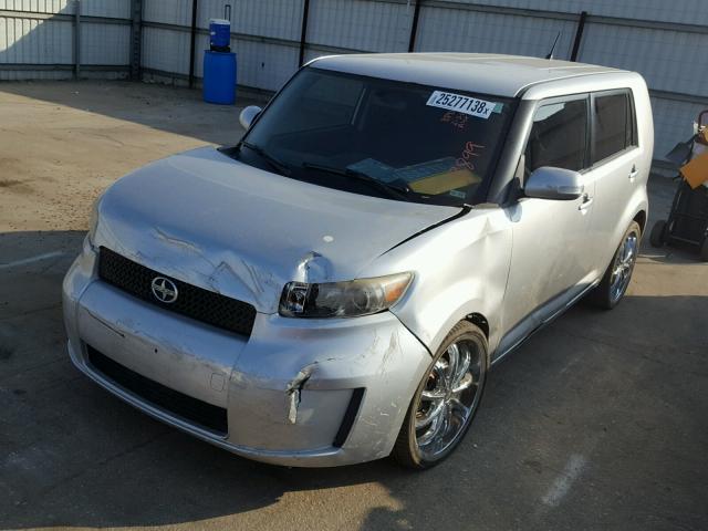 JTLZE4FE0A1098899 - 2010 TOYOTA SCION XB 银色 照片 2
